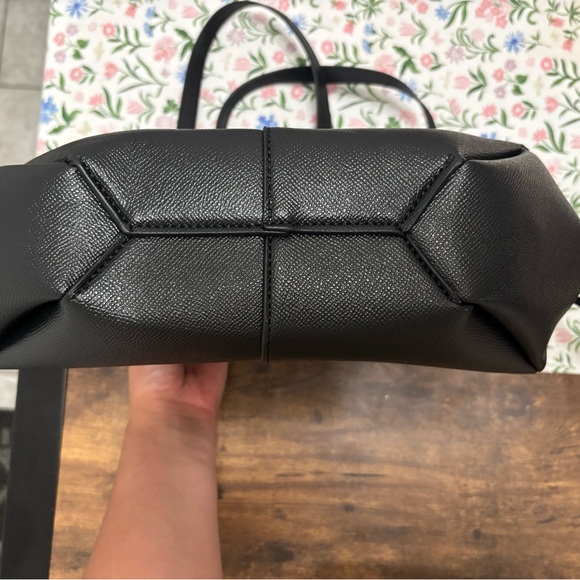 Black Shoulder Bag
